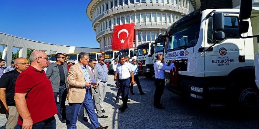 Büyükşehir Belediyesi araç filosu 13 araç ve iş makinesi ile daha da güçlendirildi