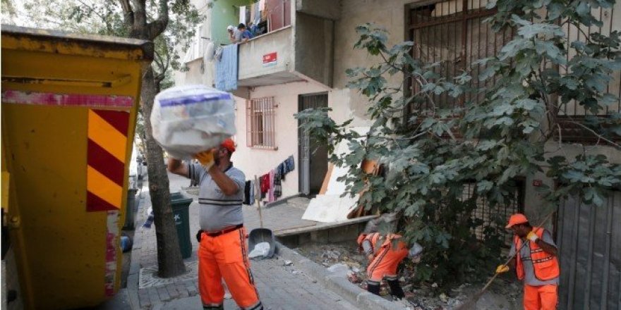 Küçükçekmece Belediyesi’nden bayram temizliği