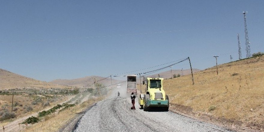 İncesu ilçesi Hamurcu Mahallesi’nde asfalt çalışması