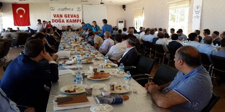 Gevaş’ta Güç Birliği Toplantısı