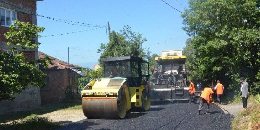 Büyükşehir Belediyesi’nin yollara serdiği asfalt miktarı 175 bin tona ulaştı