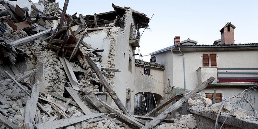 İtalya’daki depremde ölü sayısı 292'ye yükseldi