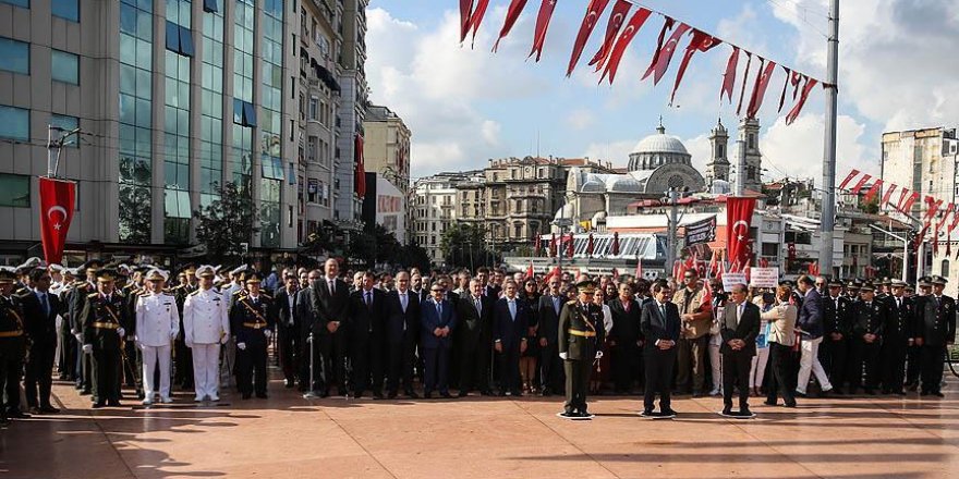 30 Ağustos Zafer Bayramı kutlanıyor