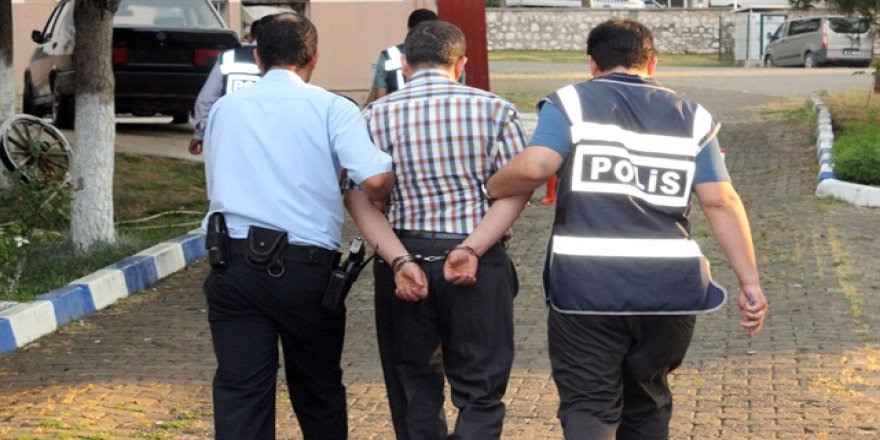 Ünlü tekstilciye FETÖ baskını: 2 milyon dolar ele geçirildi