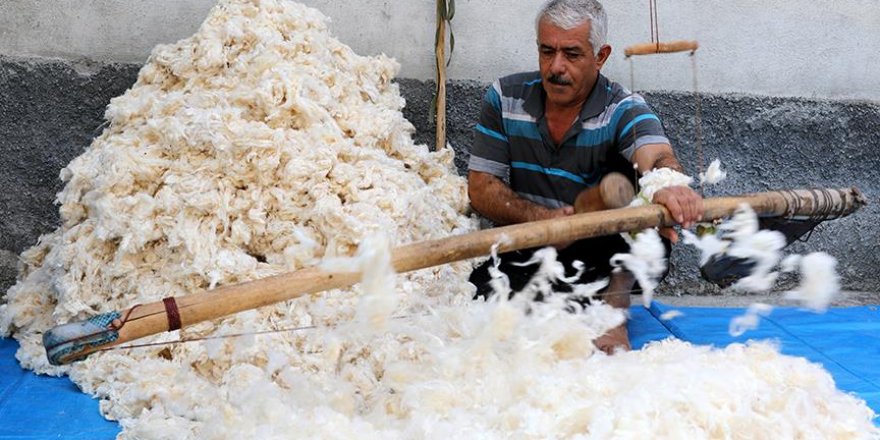 35 yıldır pamuk ve yün dövüyor