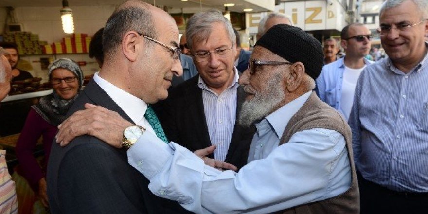 Vali Demirtaş, esnafları ziyaret edip sorun ve taleplerini dinledi