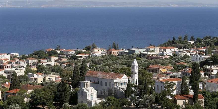 Türk hakim yasadışı yollarla Yunanistan'a kaçtı
