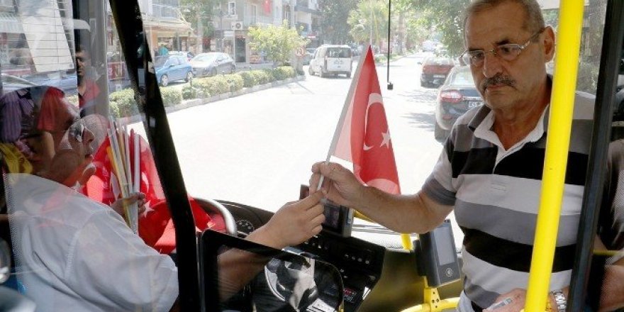 Manisa’da zaferin coşkusu paylaşıldı