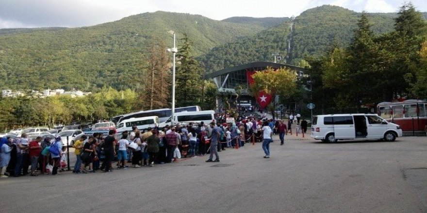 Teleferik’te ücretsiz yolculuk çileye dönüştü