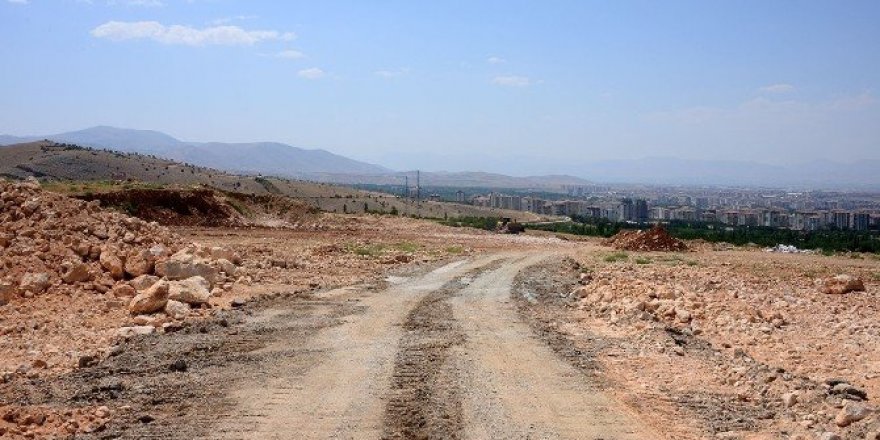 Büyükşehir Güneyde yeni yollar açıyor