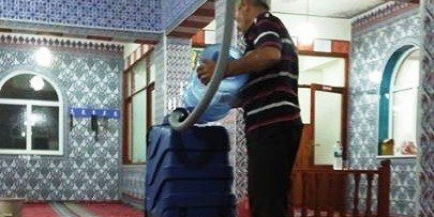 Gelibolu camilerinde bayram hazırlığı