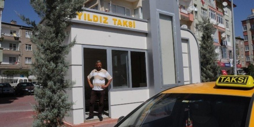 Niğde Belediyesinden modern taksi durakları