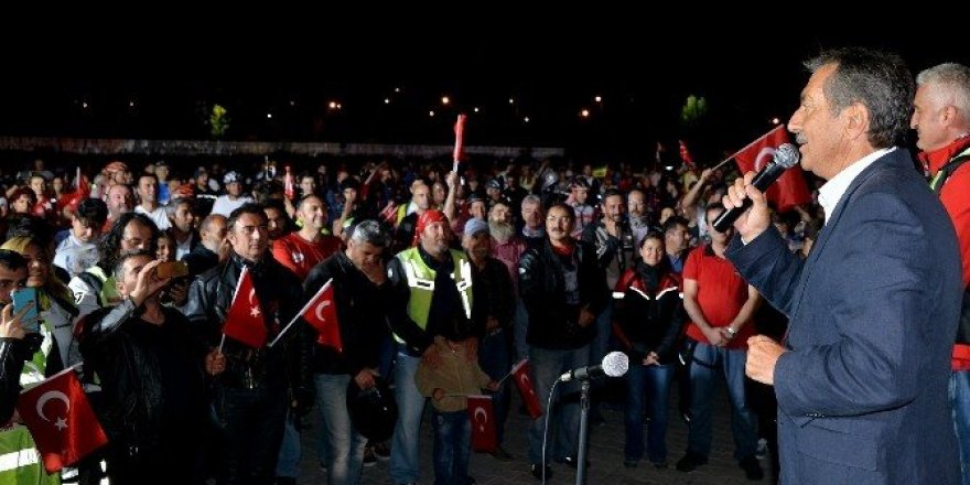 Tepebaşı’ndan zafer konvoyu