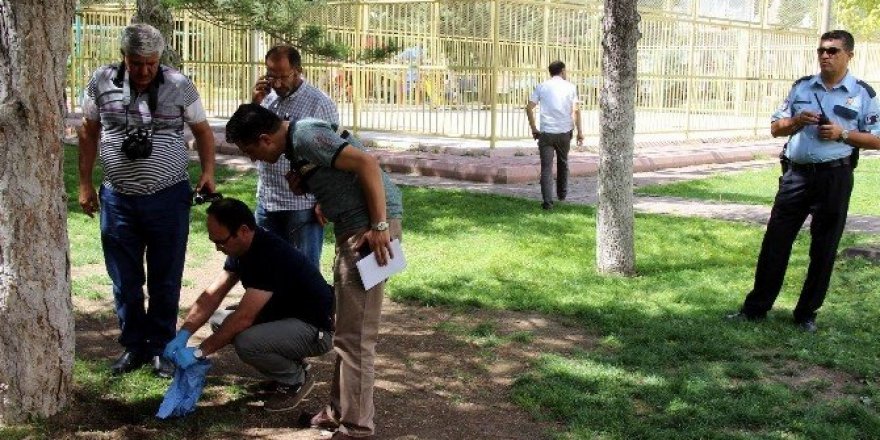 4 aylık cenini parka gömdüler