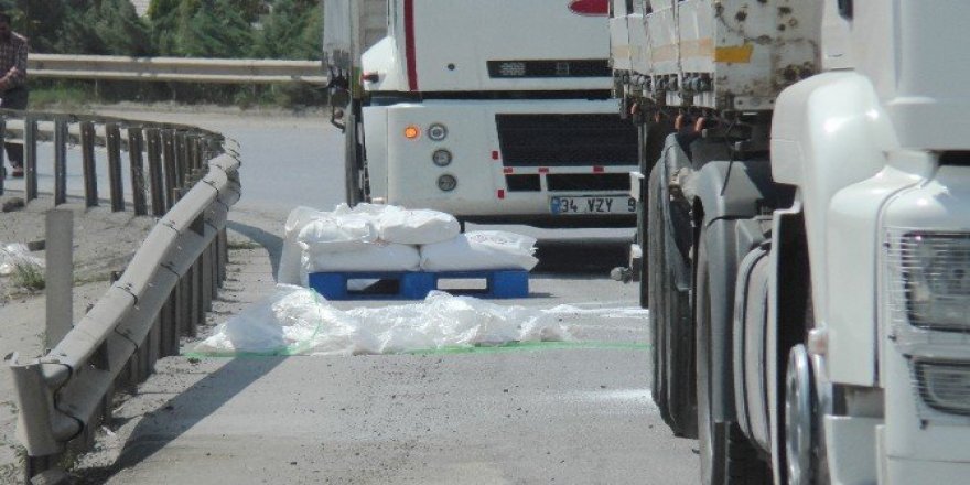 Yola saçılan kimyasal madde itfaiyeyi alarma geçirdi: 1 yaralı