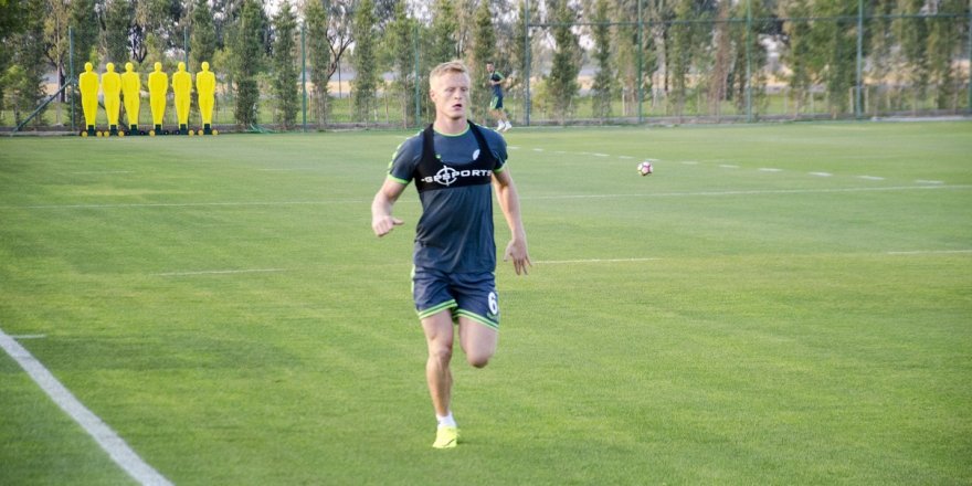 Jens Jonsson ilk antrenmanına çıktı