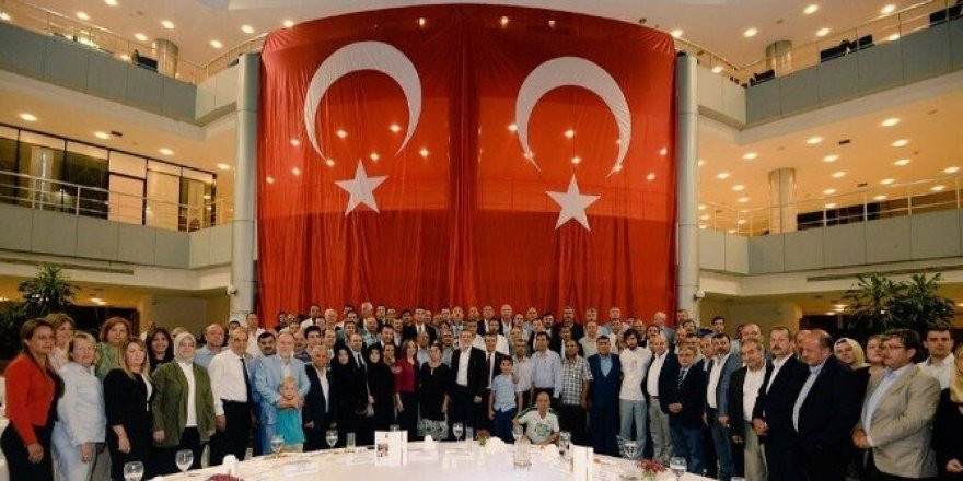 BTSO meclisi kahramanların yakınlarını ağırladı