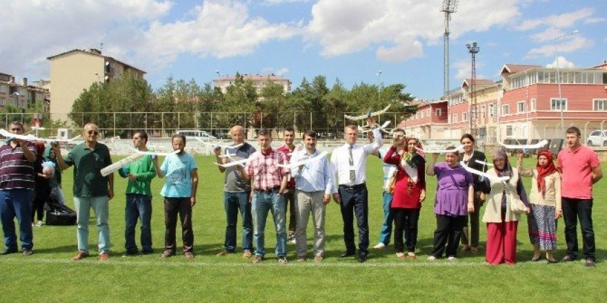 TRSM, hastaları model uçak uçurdu