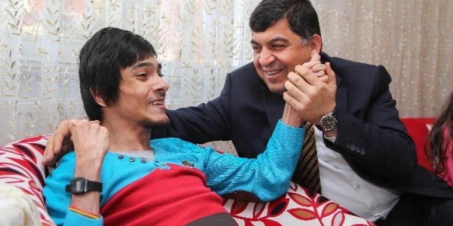 Engelsiz Şehitkamil yüzleri güldürüyor