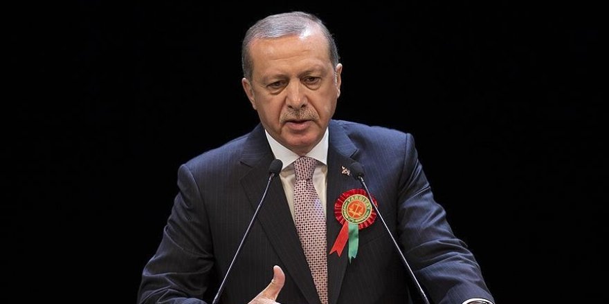 "Ey dünya hala sen bize hangi gözle bakıyorsun?"
