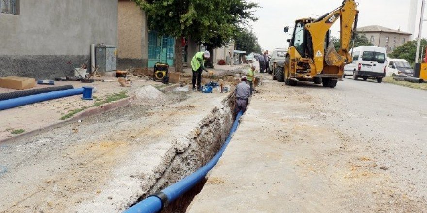 Kadınhanı’nın iki mahallesine 140 kilometrelik su şebekesi