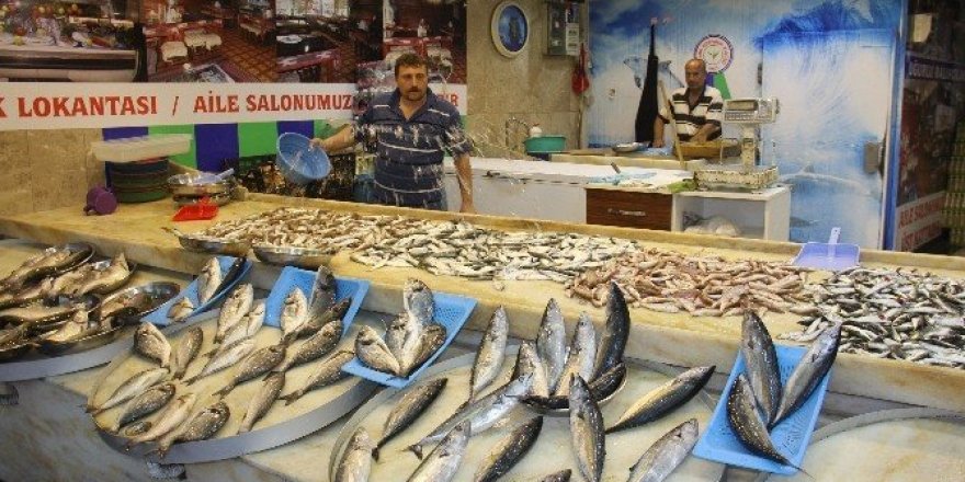 Fiyatlar sezonun ilk gününde dudak uçuklatıyor