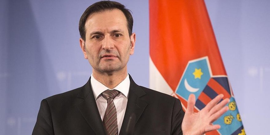 'Yeni bir sığınmacı akınında biz de tel örgü çekeceğiz'