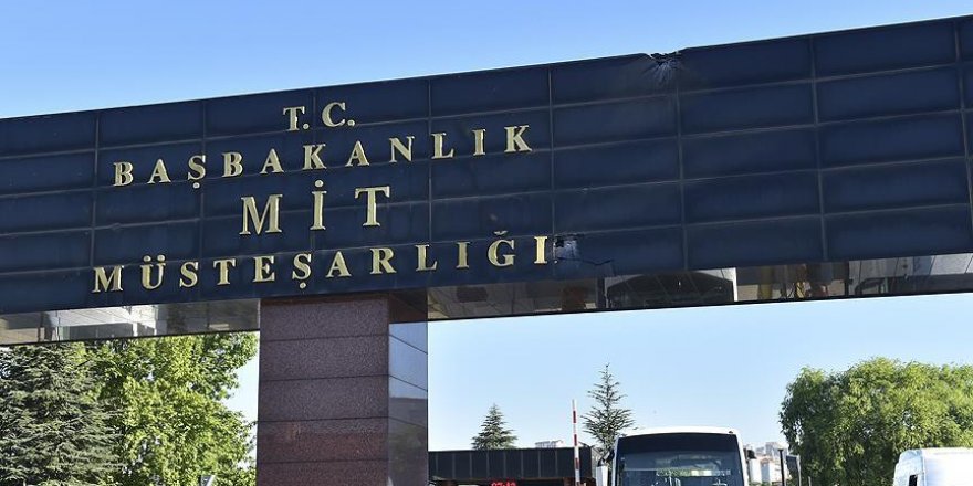 MİT'te görevli 3 kişi tutuklandı