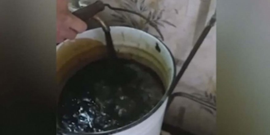 Köyün musluklarından sıcak petrol geldi