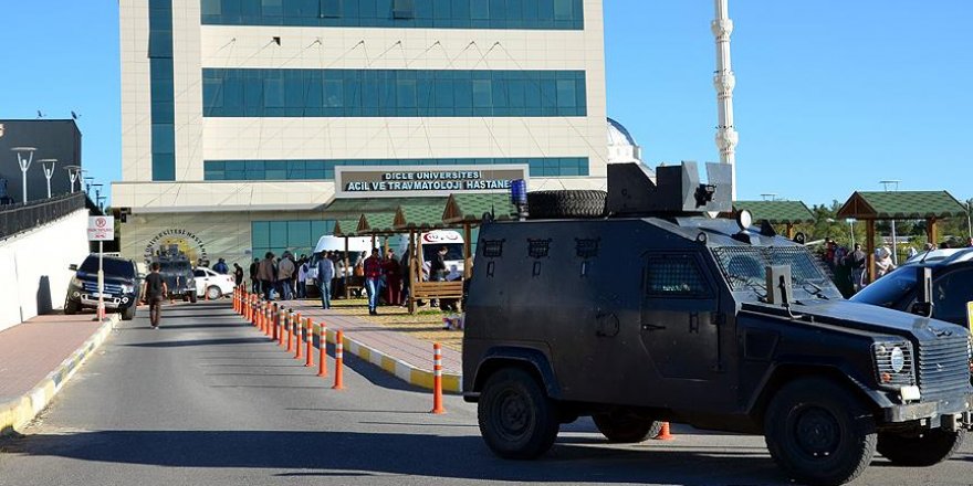 Diyarbakır'da askeri araca terör saldırısı