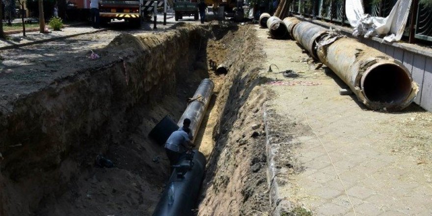 Salihli’de jeotermal ana boruları yenilendi