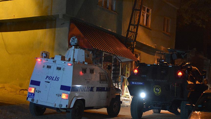 Polis lojmanlarına roketli saldırı