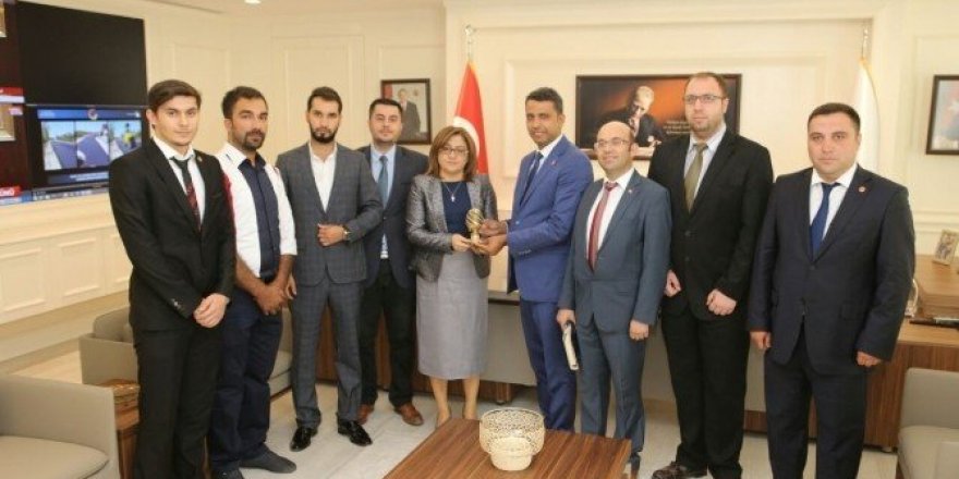 Genç TÜMSİAD’dan Şahin’e ziyaret
