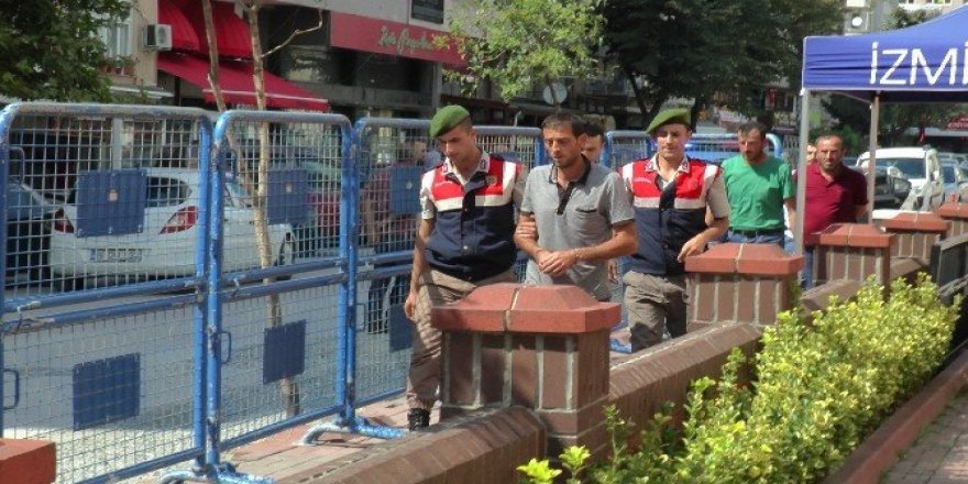 Kocaeli’de 200 kök hint keneviri ele geçirildi