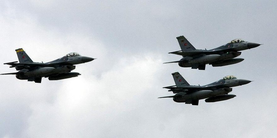 TSK'dan Hakkari Çukurca kırsalına hava harekatı