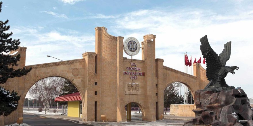 Atatürk Üniversitesi’nde 77 Akademisyen açığa alındı