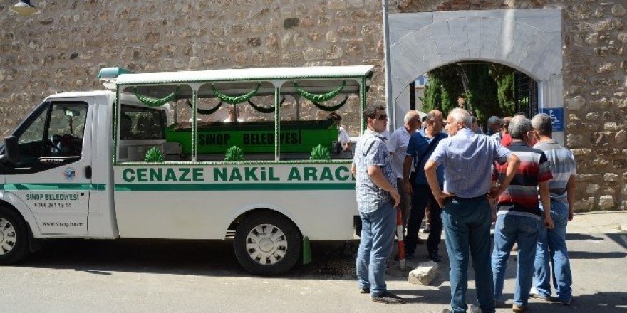 Emekli Yarbay Mine Demet Güngör Sinop’ta defnedildi