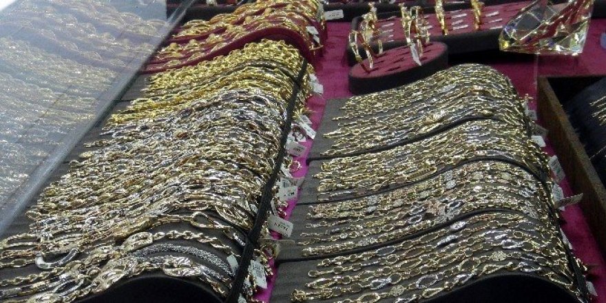 "Türkiye’de yastık altında 5 tondan fazla altın olduğunu düşünüyorum"