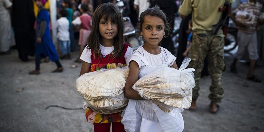 DAEŞ'in ayırdığı aileleri 'Fırat Kalkanı' birleştirdi