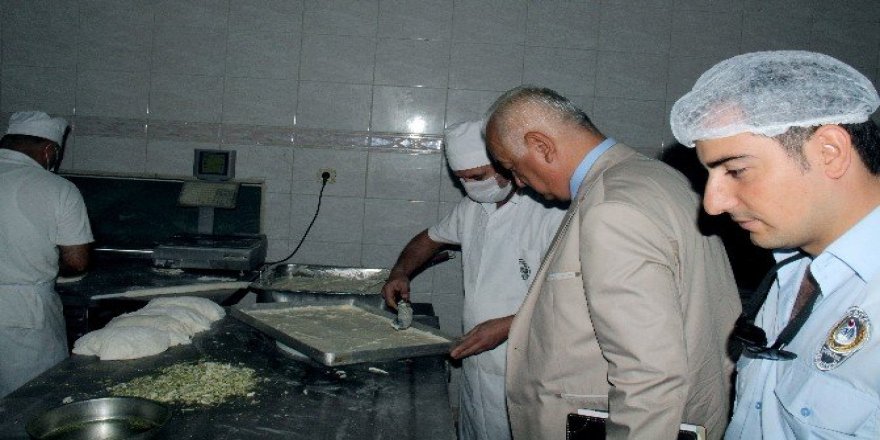 Bayram öncesi tatlı denetimi