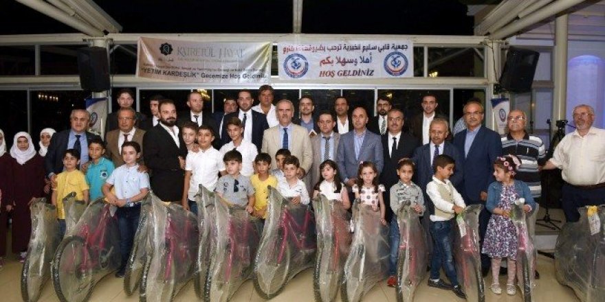 Suriyeli yetimlerden Başkan Altepe’ye anlamlı teşekkür