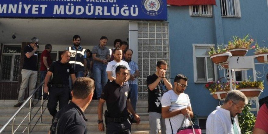 Afyonkarahisar’da sağlıkçılara FETÖ operasyonu: 25 gözaltı