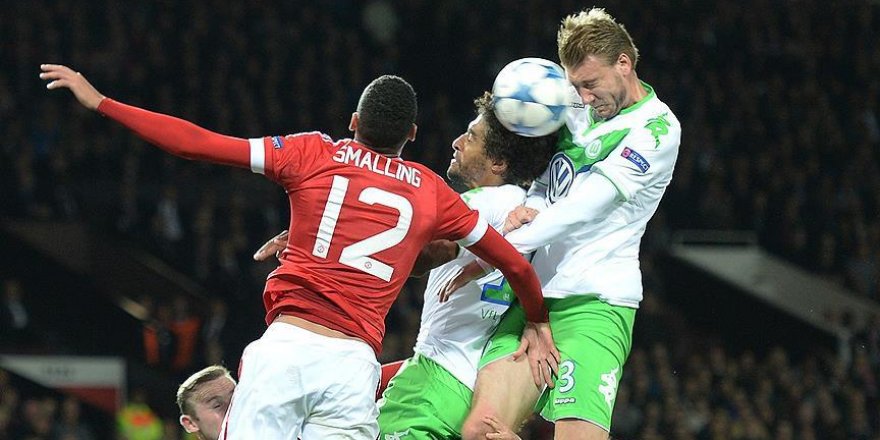 Nottingham Forest Bendtner'i transfer etti