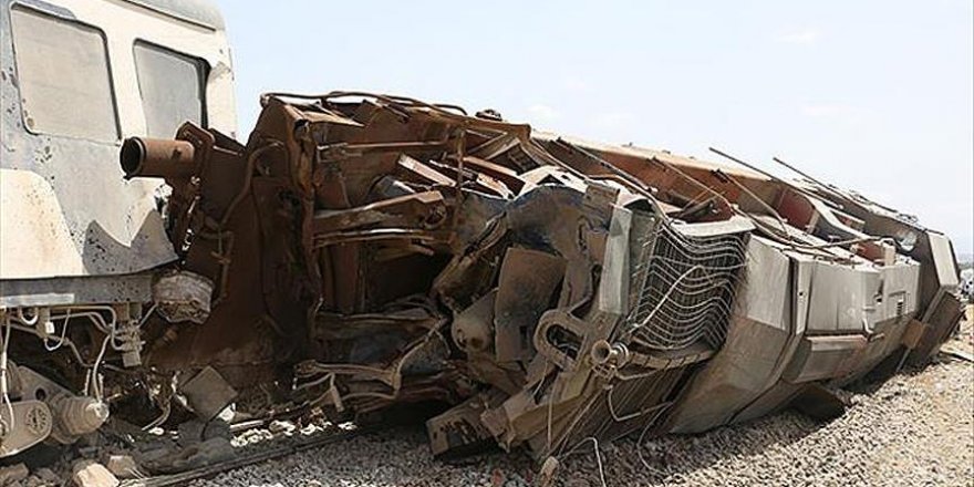 Tren kazası: 5 ölü 27 yaralı