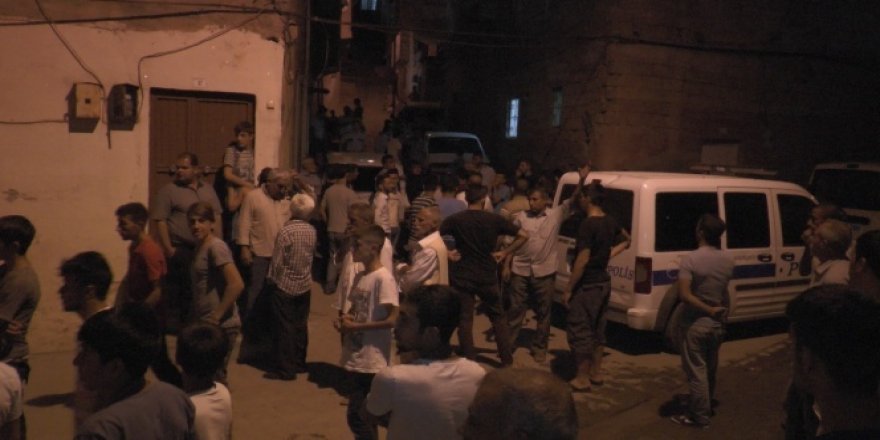 Suriyelilerin kaldığı mahalle karıştı: 3 yaralı