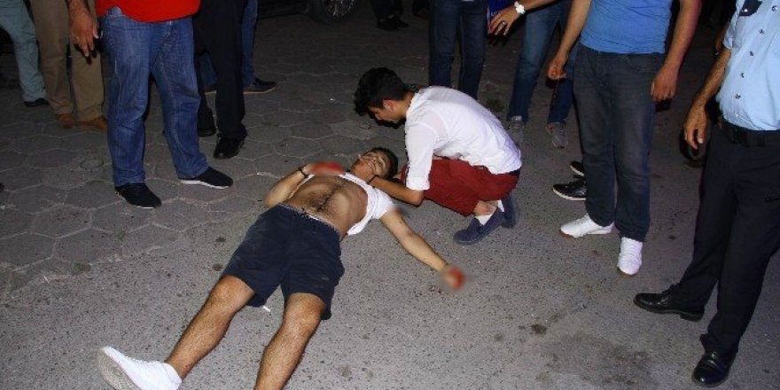 Adana'da bıçaklı kavga: 1 ölü, 1 yaralı