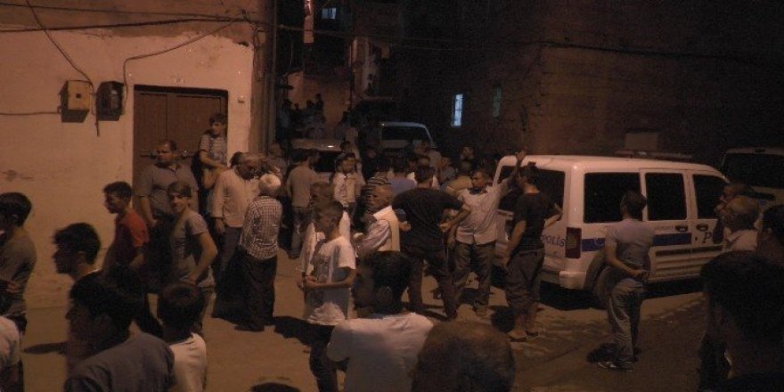 Şanlıurfa’da Suriyelilerin kaldığı mahalle karıştı; 3 yaralı