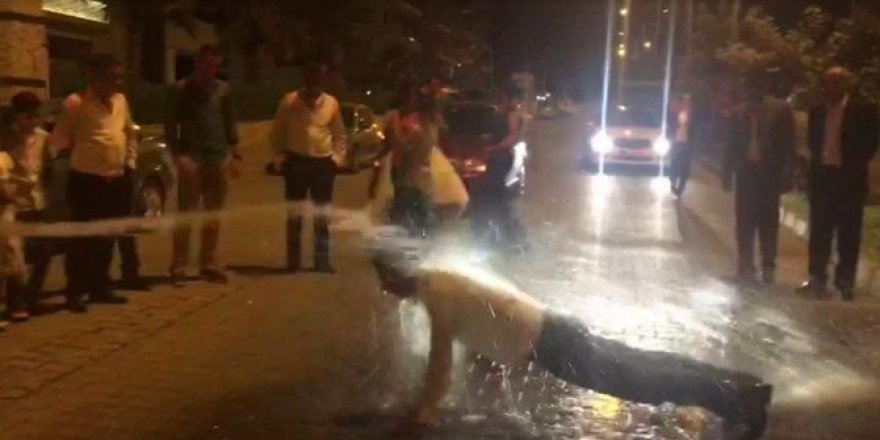 İtfaiyeci damadın yangınını meslektaşları söndürdü