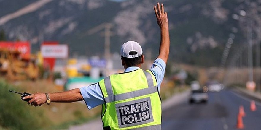 Bayram tatilinde trafiğe sıkı denetim