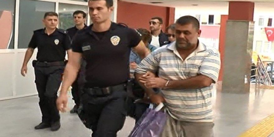 Gözaltına alınan FETÖ'cü profesör darbe için tez hazırlamış!